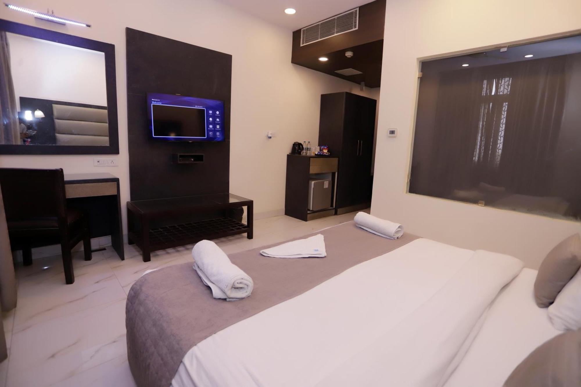Hotel Pk Residency Noida Extérieur photo