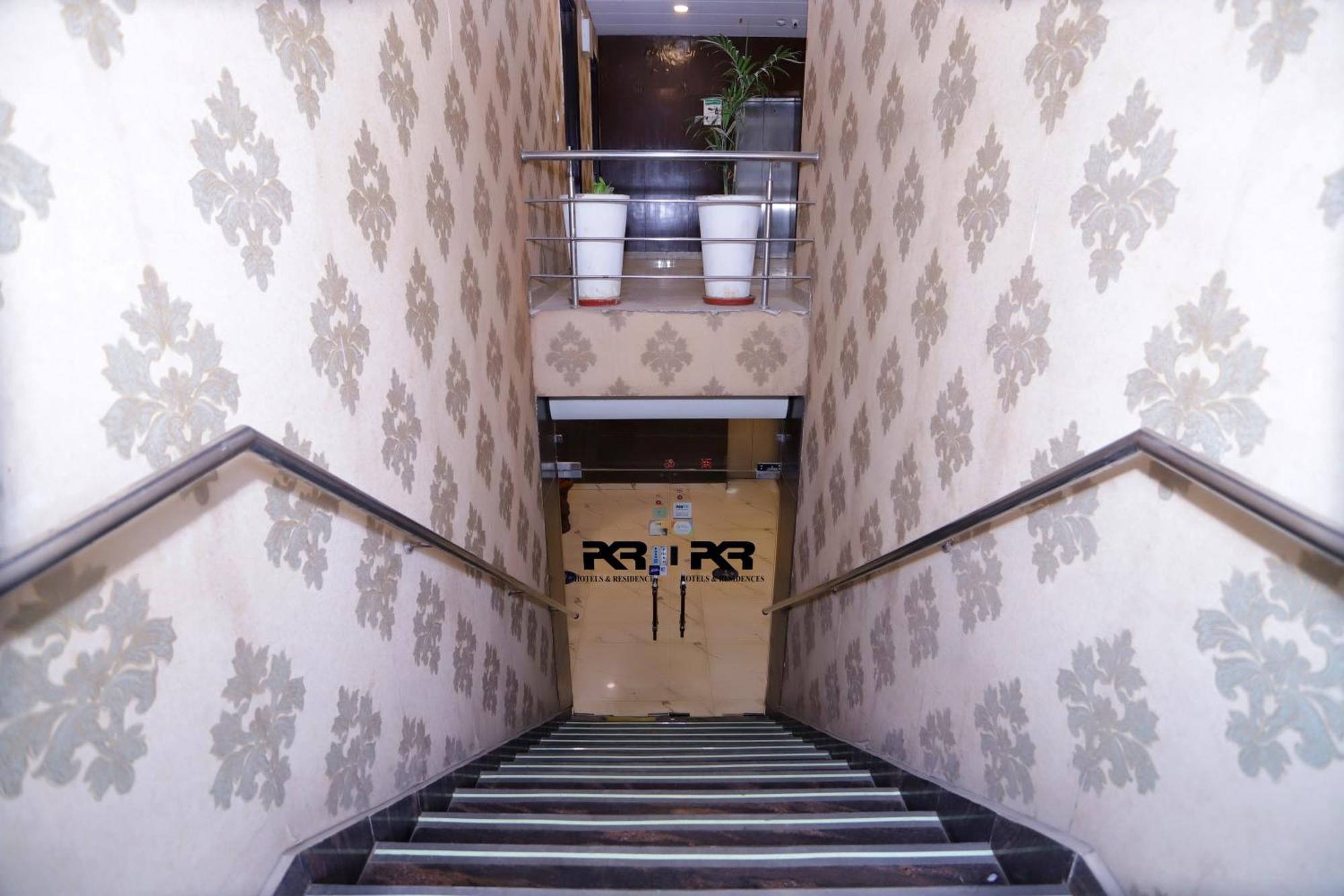 Hotel Pk Residency Noida Extérieur photo