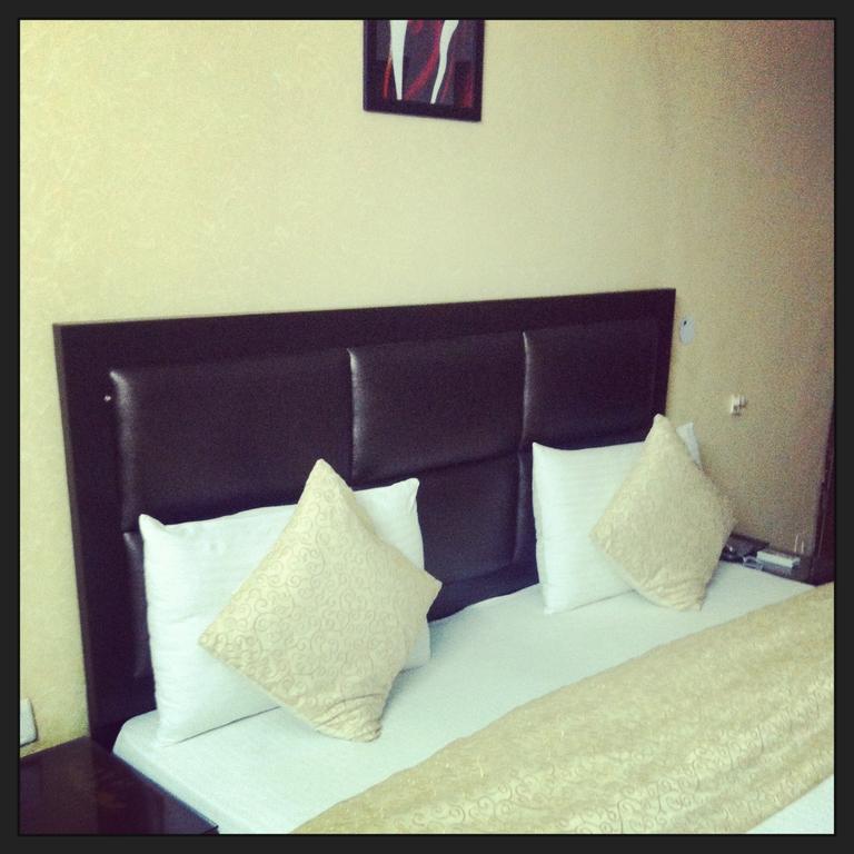 Hotel Pk Residency Noida Chambre photo