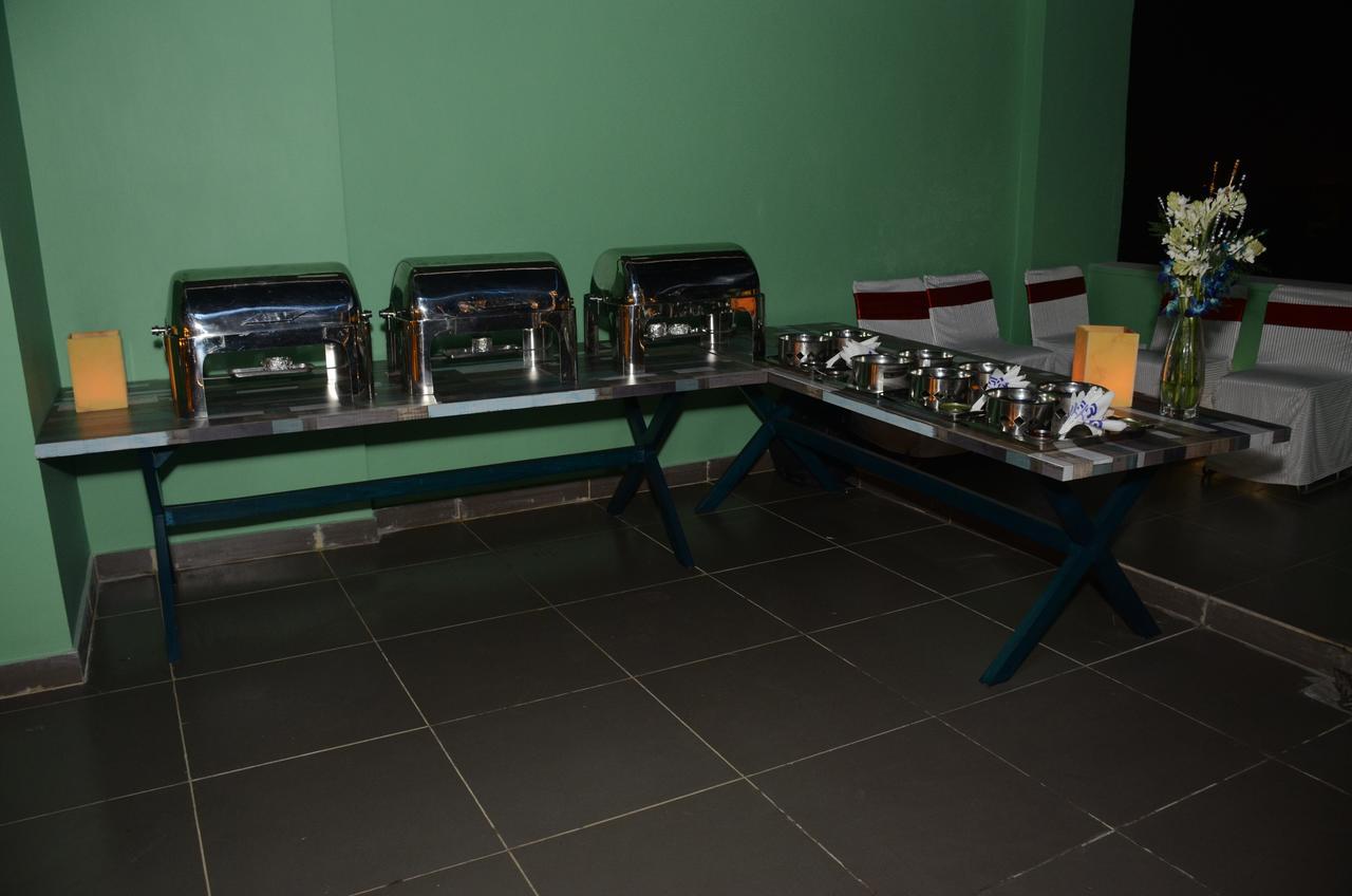 Hotel Pk Residency Noida Extérieur photo